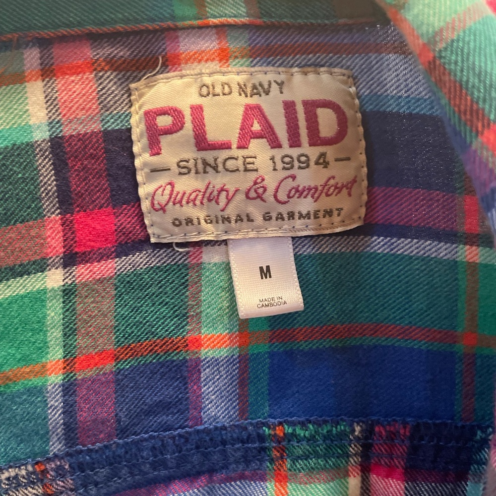 Old navy size M plaid flannel button down